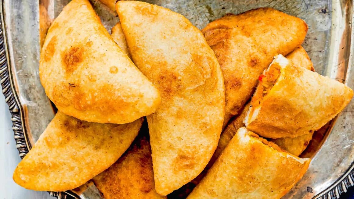 Best Empanadas de Cazón Near Me