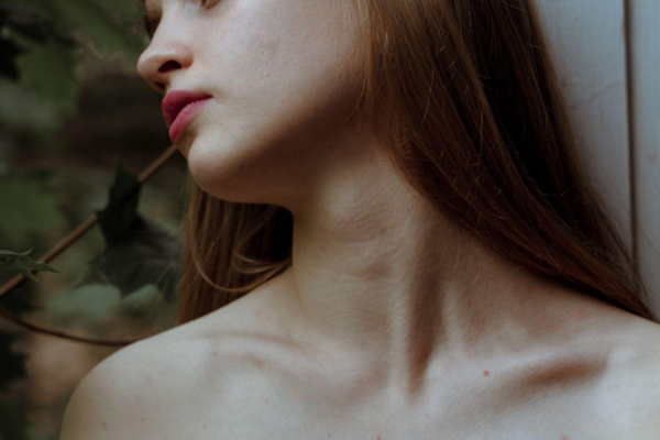 5 Simple Steps to Bridge the Gap Between Weight Management and Jawline Definition