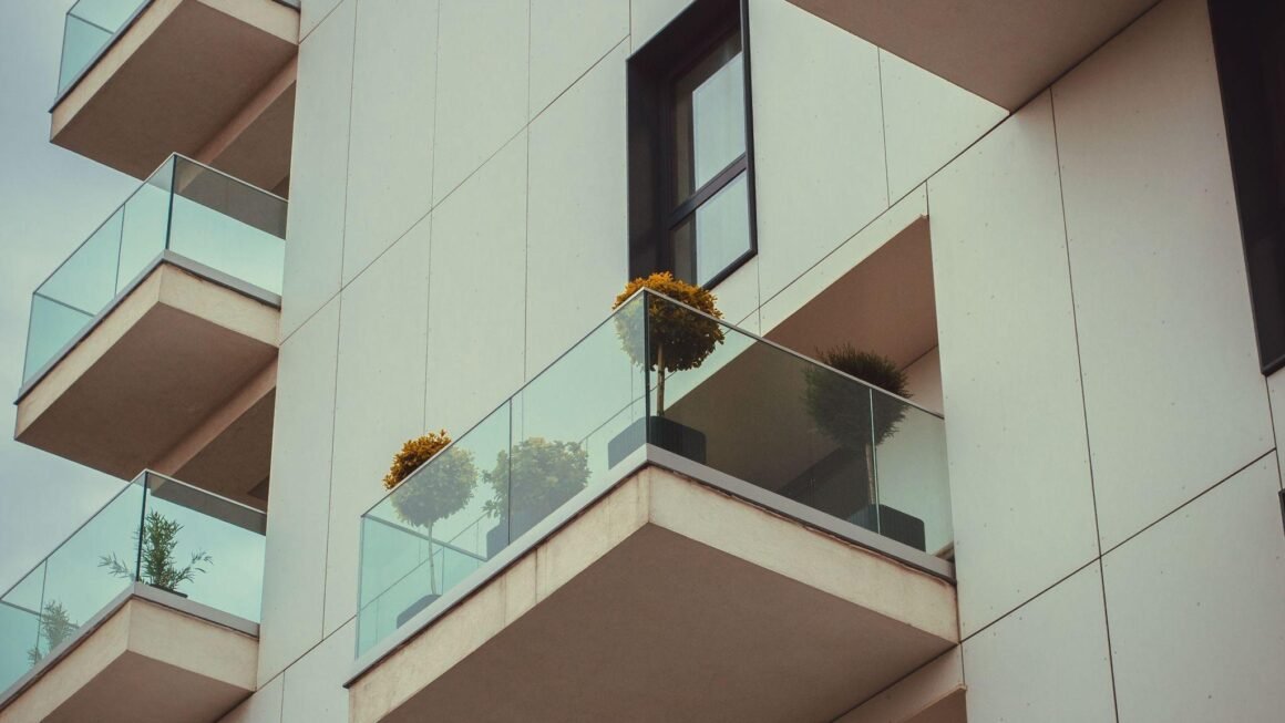 Moves Through a Balcony